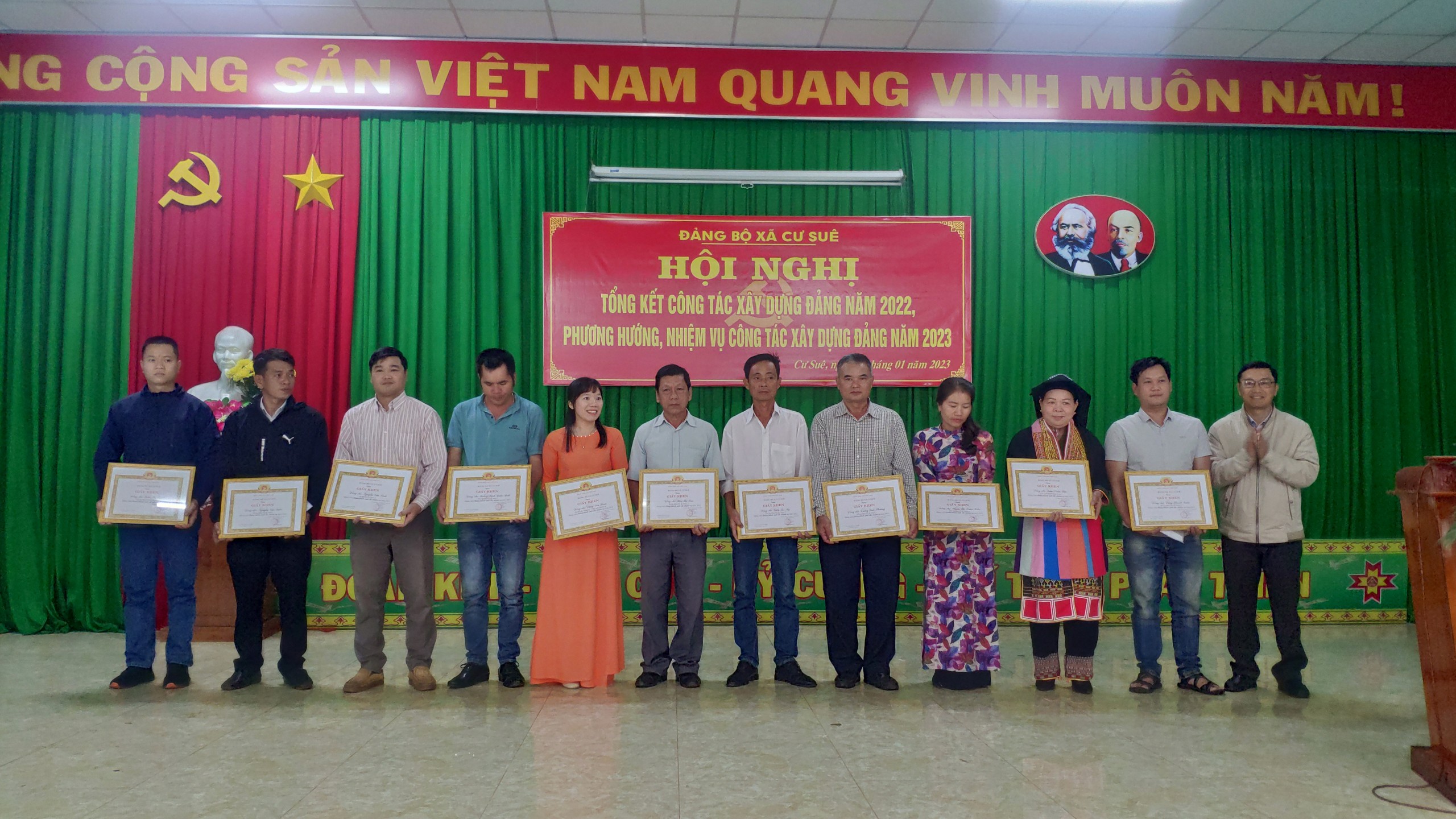Tong ket dang bo cu sue 9